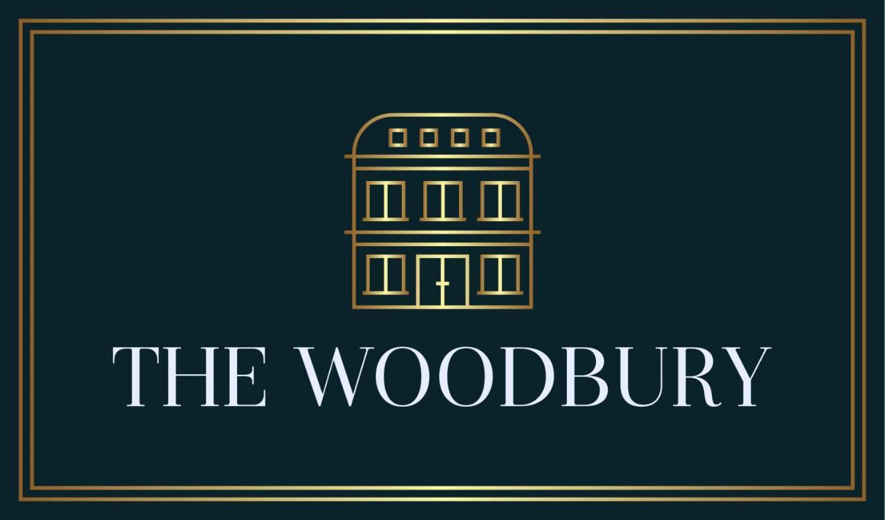 The Woodbury Ξενοδοχείο Γκουργκάον Εξωτερικό φωτογραφία